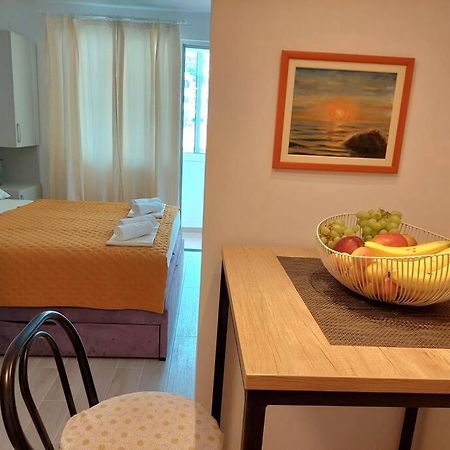 City Beach Apartment Makarska Ngoại thất bức ảnh